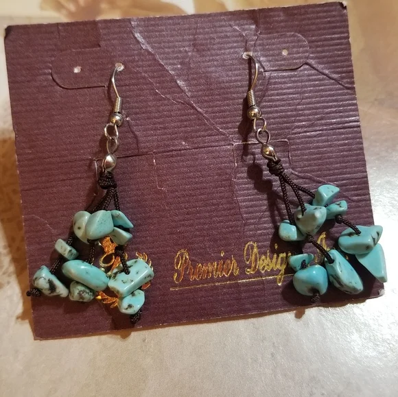 NEW Premier Designs Genuine Turquoise Chunks Dangle Earrings - Picture 5 of 6